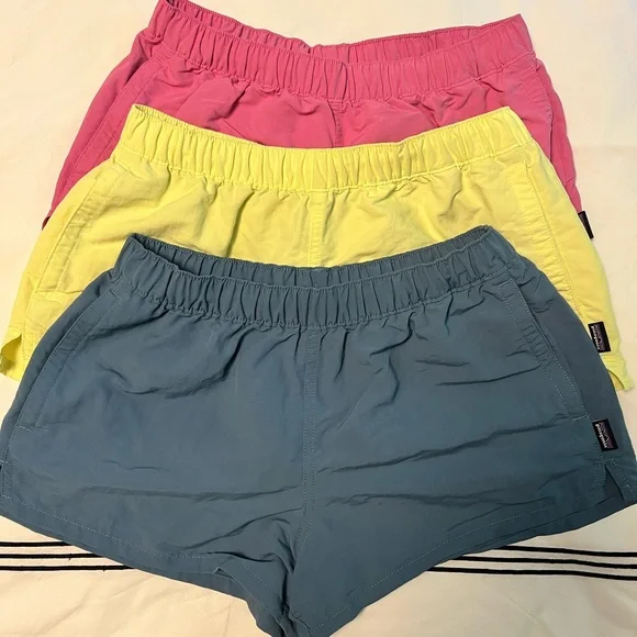 ❌ SOLD ❌ patagonia • THREE pairs of baggies - Picture 5 of 9